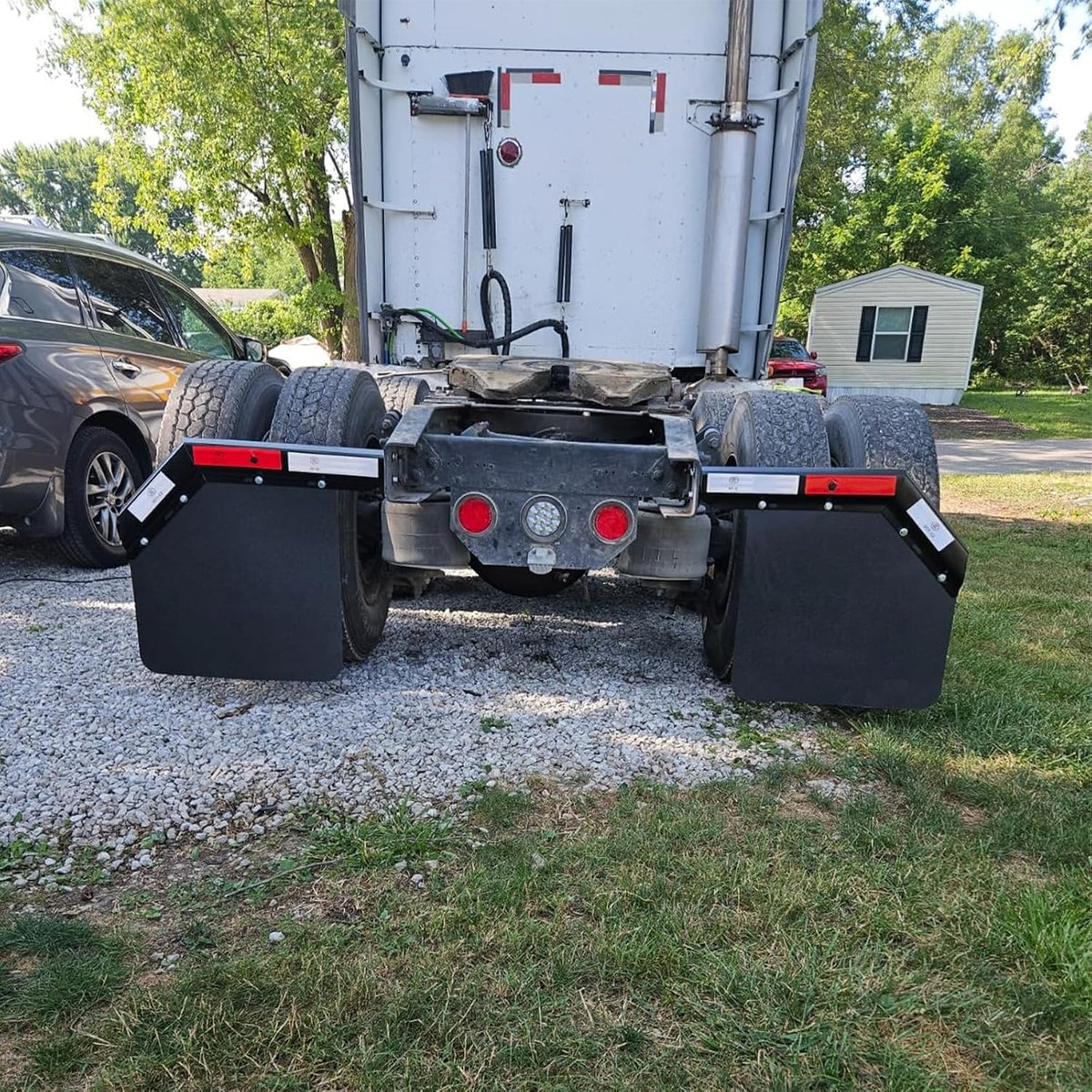 2 Pack 24 X 24 Inch Black Polymer Mud Flaps Angled Fit for Semi Trucks Trailers image 7